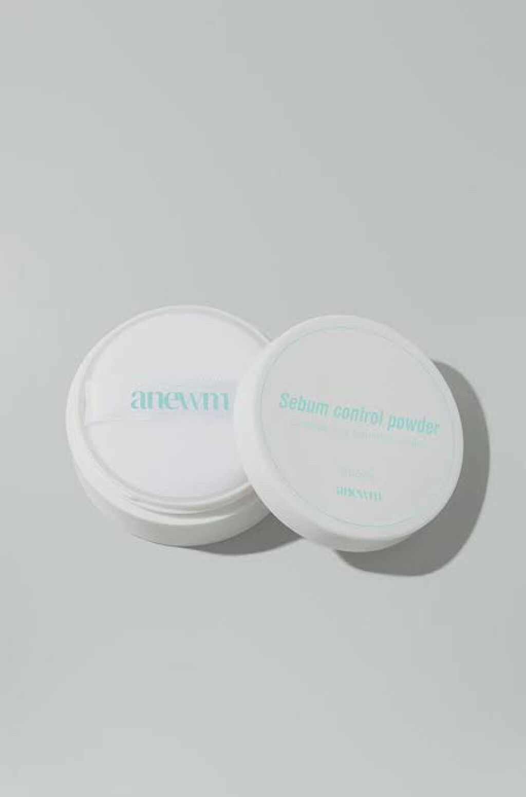 アニューム セバム コントロール パウダー/saat insight/ルースパウダーを使ったクチコミ（2枚目）