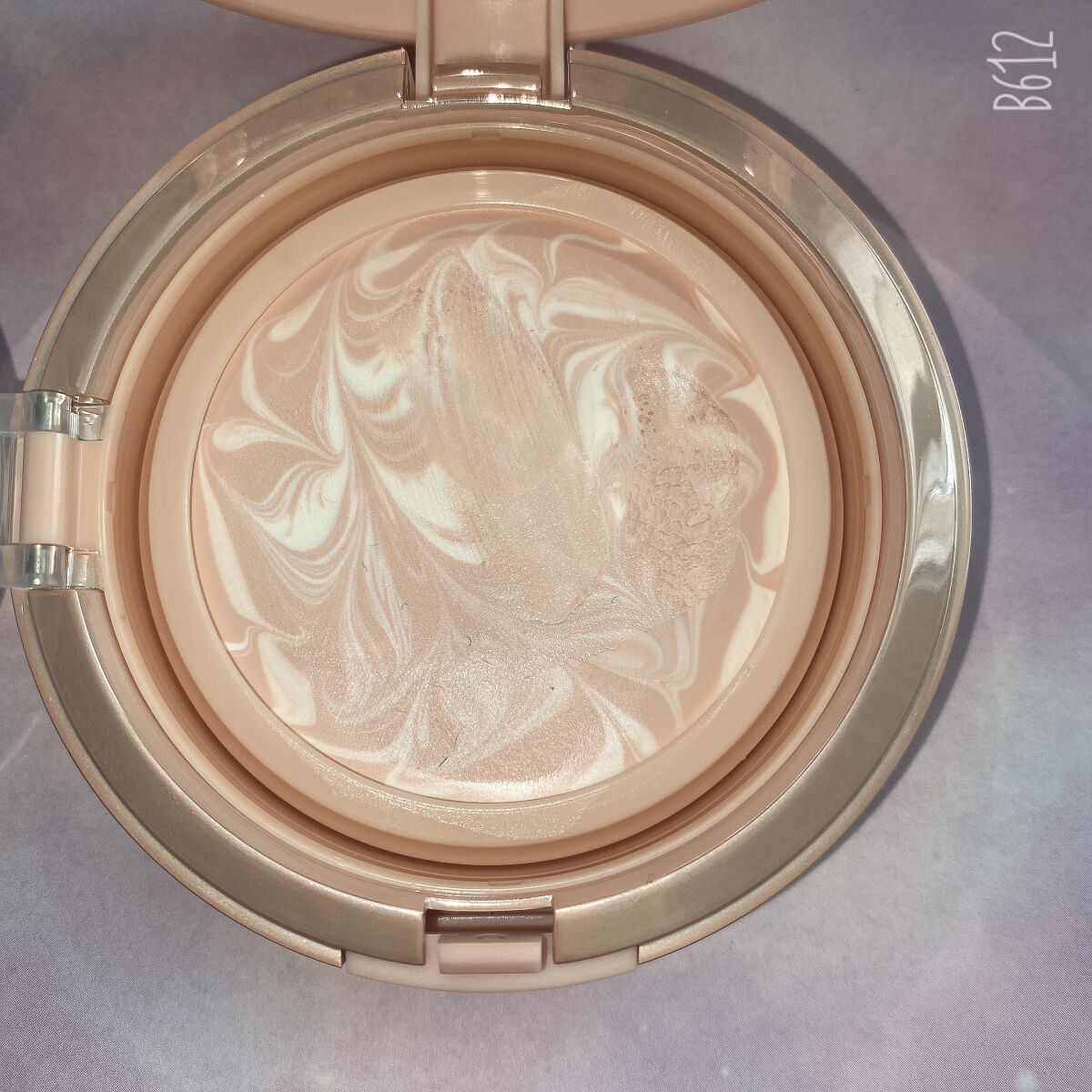 ジューシーパン スキンケアプライマー/A’pieu/化粧下地を使ったクチコミ（3枚目）