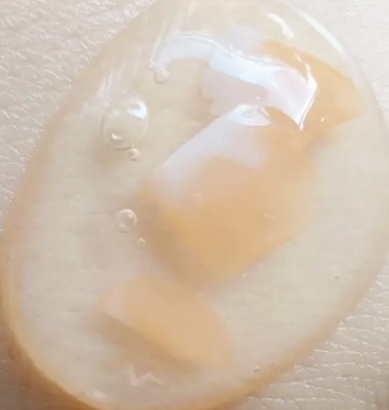 フルリールボディジェル オスマンサス/MOC/ボディローションを使ったクチコミ（3枚目）