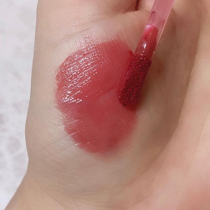 ジューシーラスティングティント/rom&nd/リップティントを使ったクチコミ(3枚目)