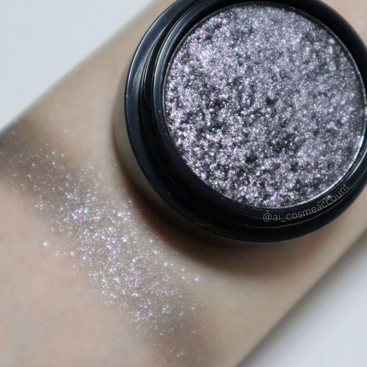 セルフィーフィックスピグメント/Witch's Pouch/単色アイシャドウを使ったクチコミ（3枚目）