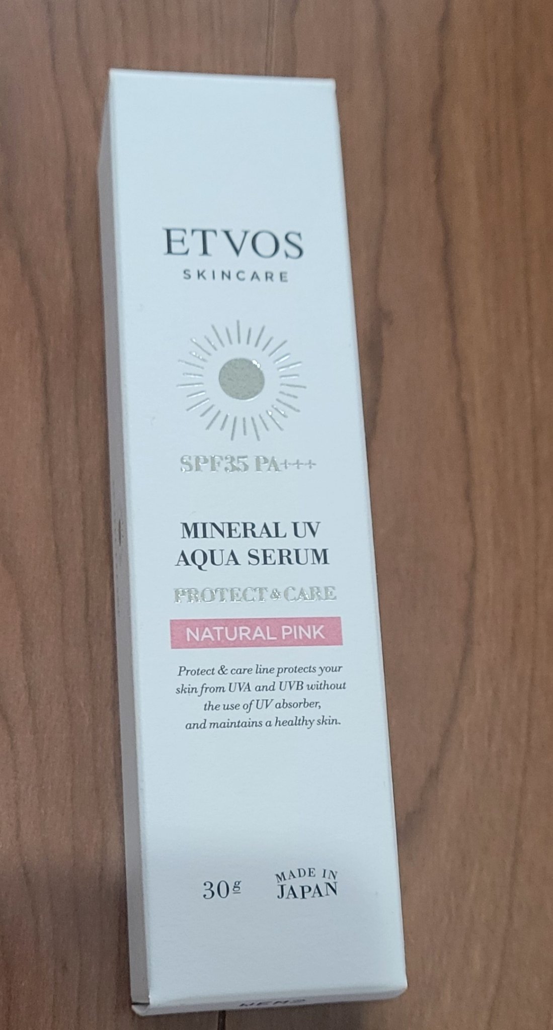 ミネラルUVアクアセラム ナチュラルピンク/エトヴォス/美容液を使ったクチコミ（1枚目）