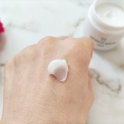 薬用リンクルホワイトクリーム/明色/フェイスクリームを使ったクチコミ(4枚目)