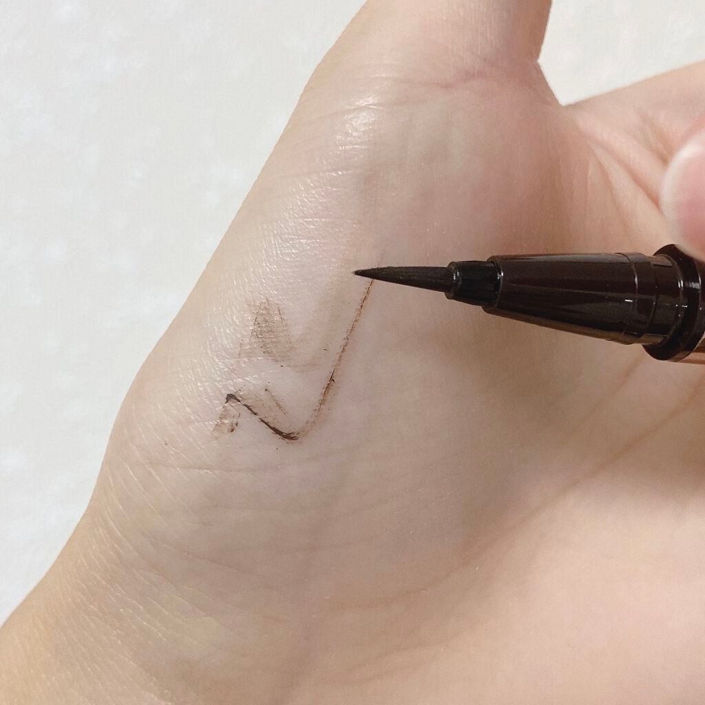 ラブ・ライナー リキッドアイライナーR3/ラブ・ライナー/リキッドアイライナーを使ったクチコミ(2枚目)