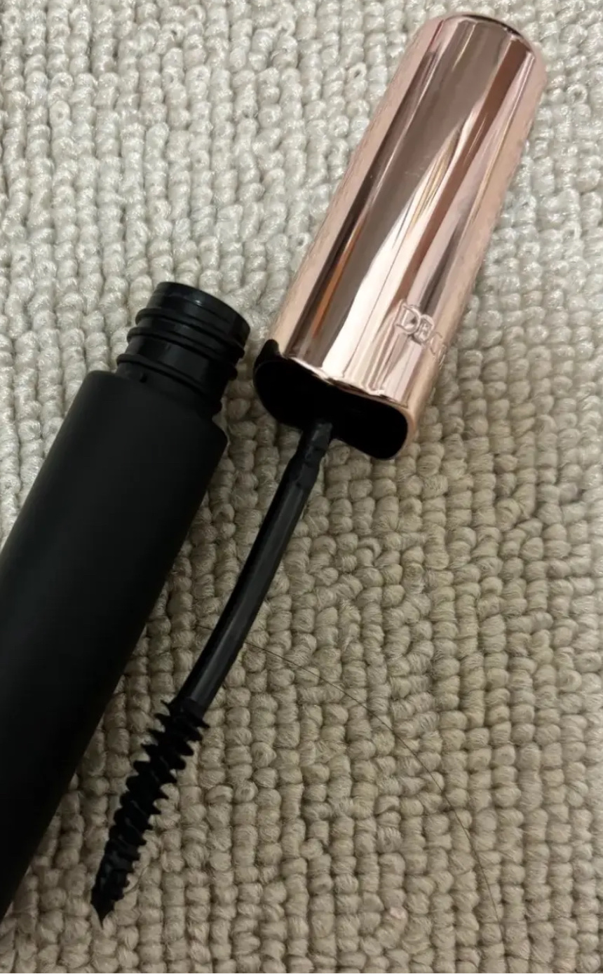 ブロウ スタイリングクリーム 303 ライトブラウン/DECORTÉ/眉マスカラを使ったクチコミ（1枚目）