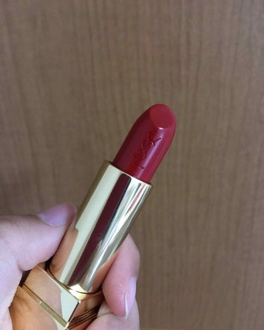 <旧>ルージュ ピュールクチュール <コレクター>NO.1 ル ルージュ/YVES SAINT LAURENT BEAUTE/口紅を使ったクチコミ（2枚目）