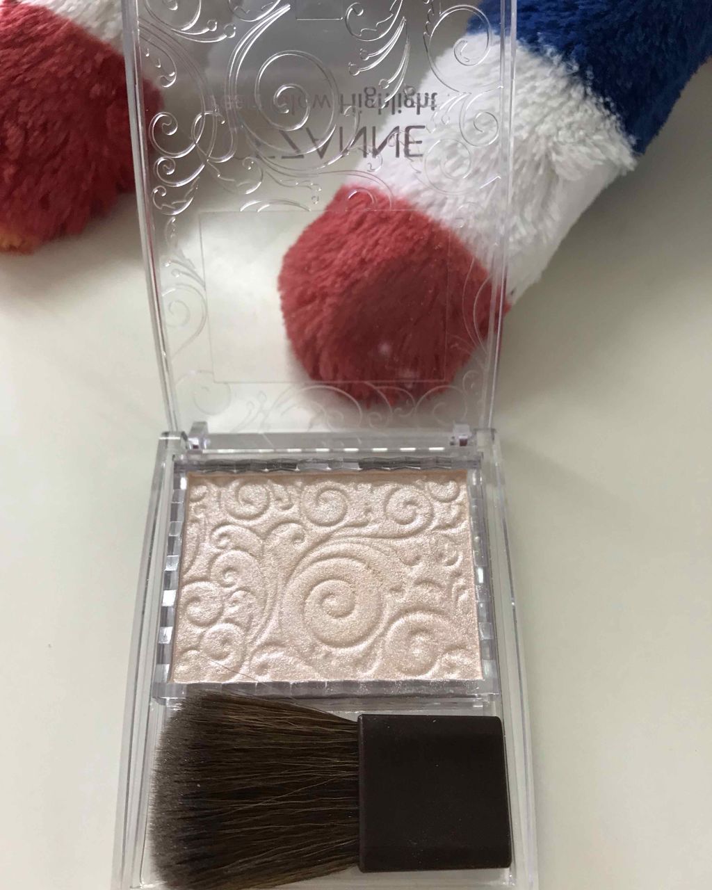 パールグロウハイライト/CEZANNE/パウダーハイライトを使ったクチコミ（2枚目）