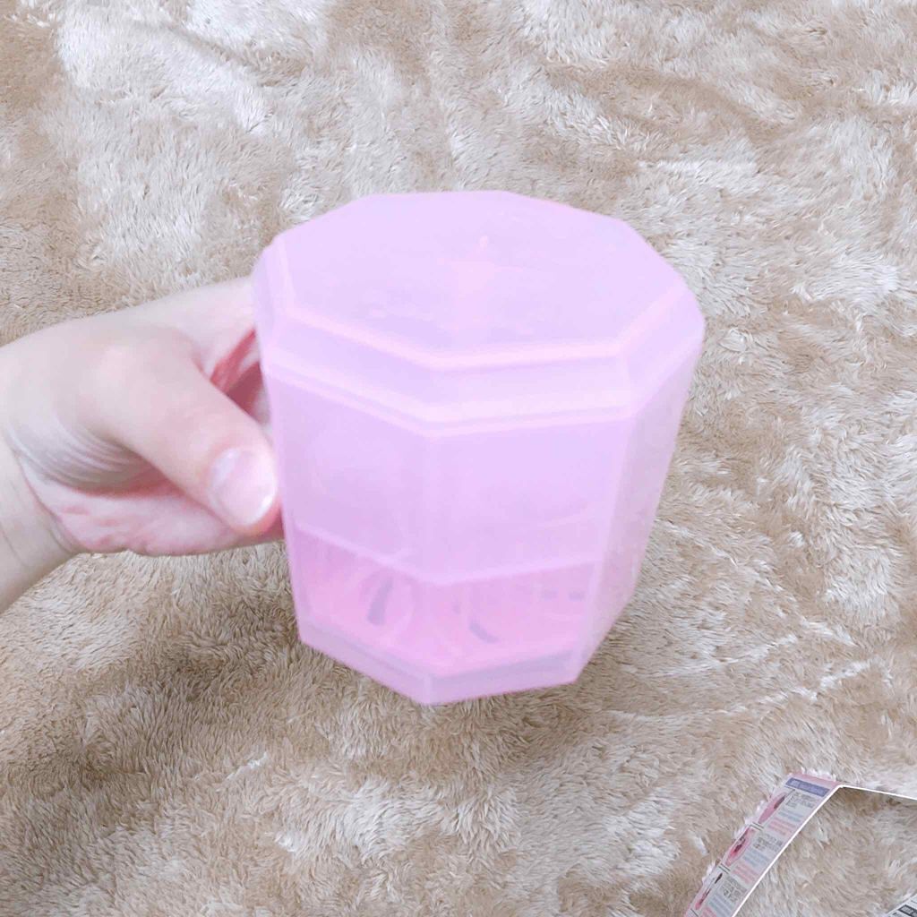 メイクブラシクリーナー/DAISO/その他化粧小物を使ったクチコミ（2枚目）