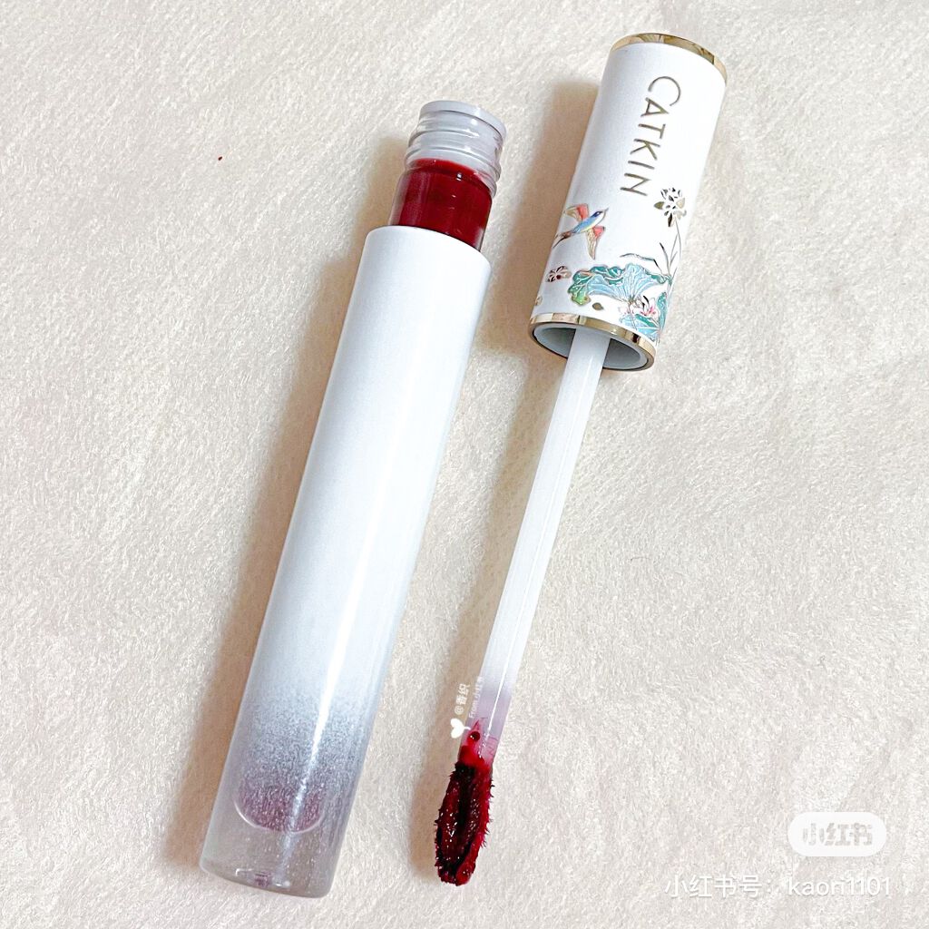 浮生若夢シリーズ 天空リップティントグロス/CATKIN/リップティントを使ったクチコミ(4枚目)