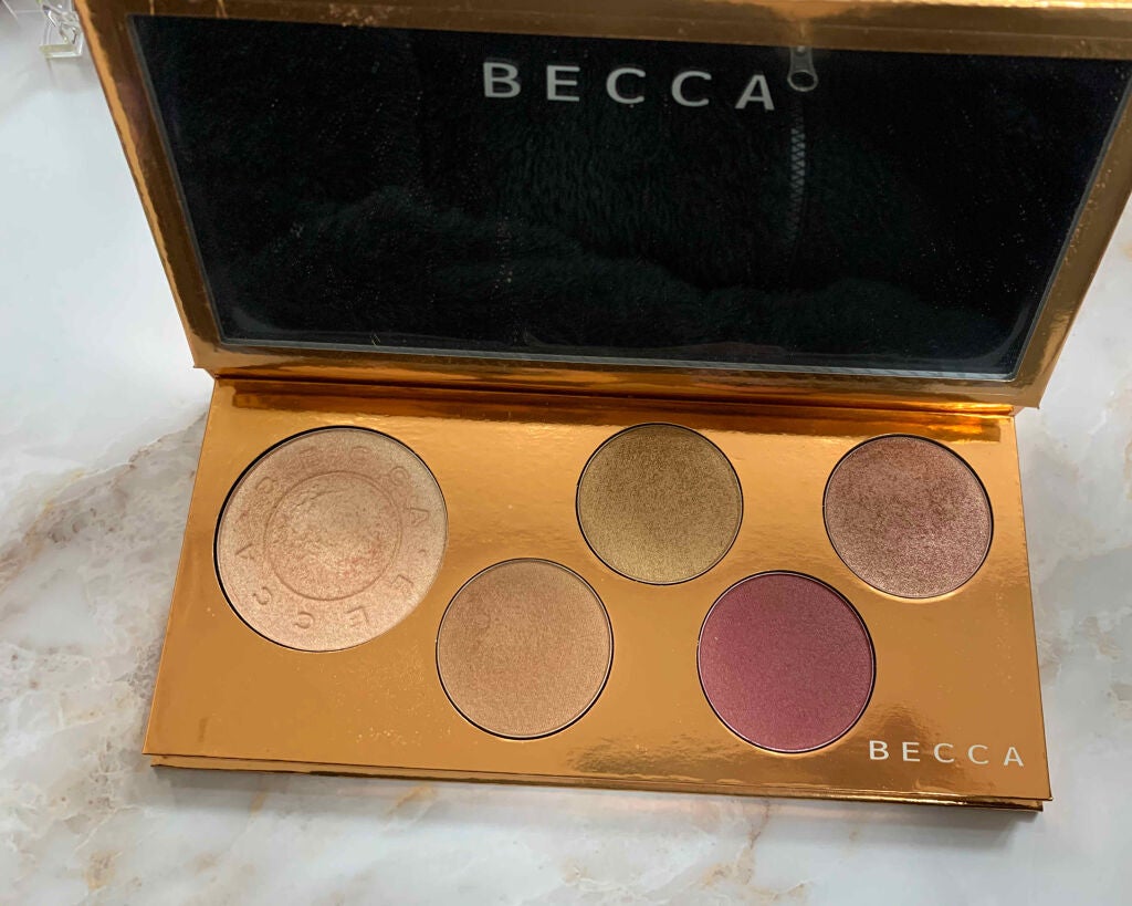 Pop Goes The Glow Champagne Pop Face & Eye Palette /BECCA/メイクアップキットを使ったクチコミ(2枚目)