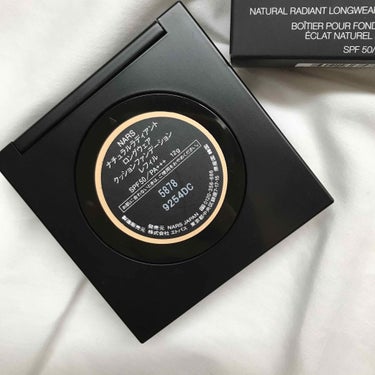 ナチュラルラディアント ロングウェア クッションファンデーション/NARS/クッションファンデーションを使ったクチコミ（2枚目）