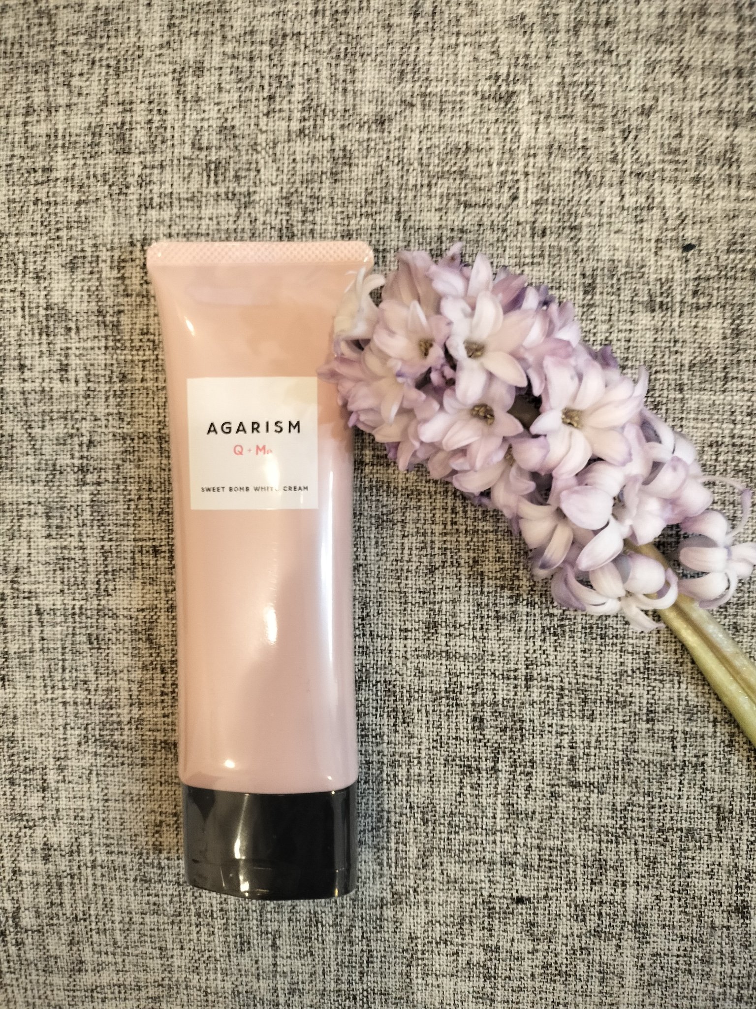 キューミースウィートボムホワイトクリーム/AGARISM/ボディクリームを使ったクチコミ（1枚目）