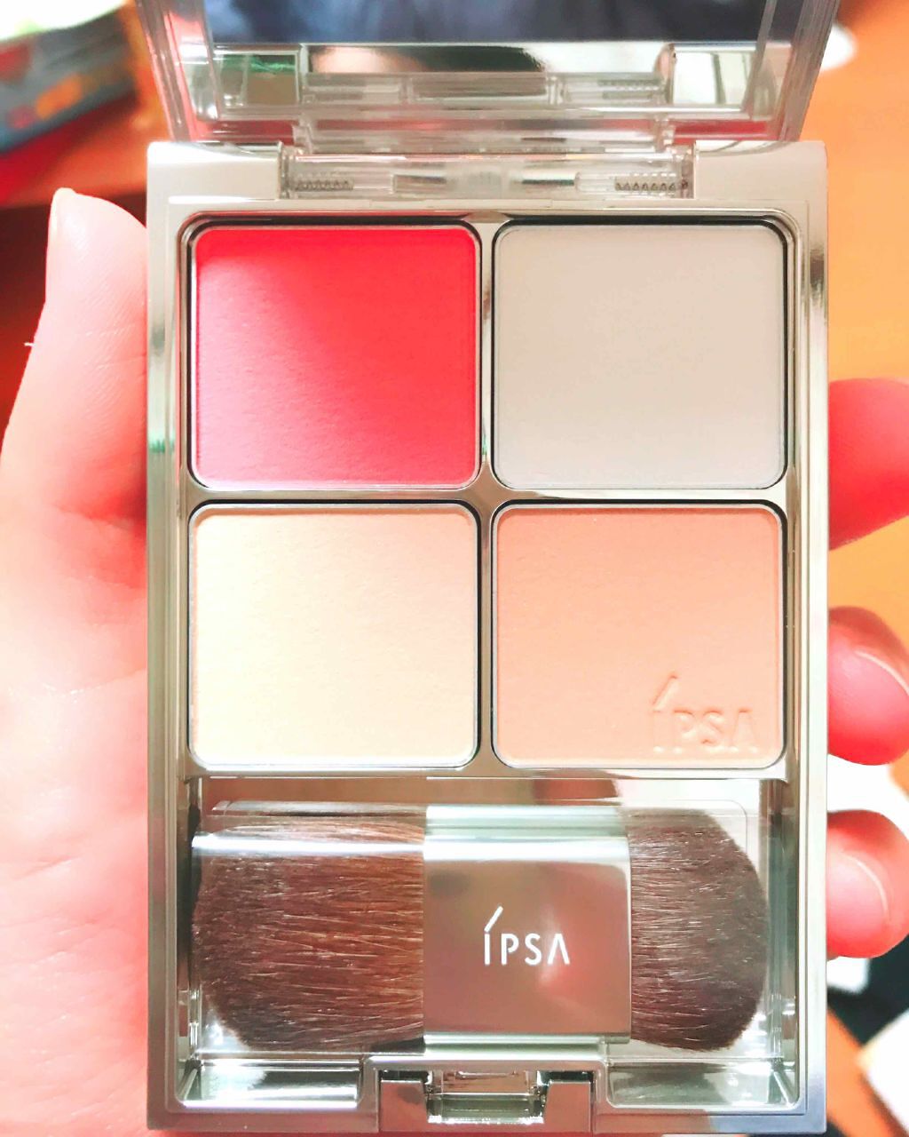 きょうか♡ブルベ冬 の秋より on LIPS 「今日はデパコスで欲しかったものを買ってきましたー!!!まずはイ..」(4枚目)