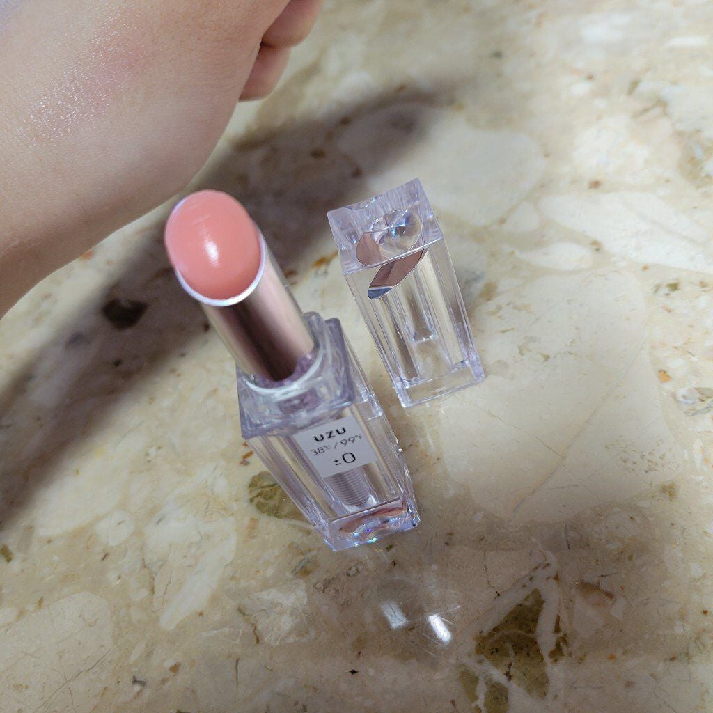 38°C / 99°F リップトリートメント (リップ美容液)/UZU BY FLOWFUSHI/リップケアを使ったクチコミ(3枚目)