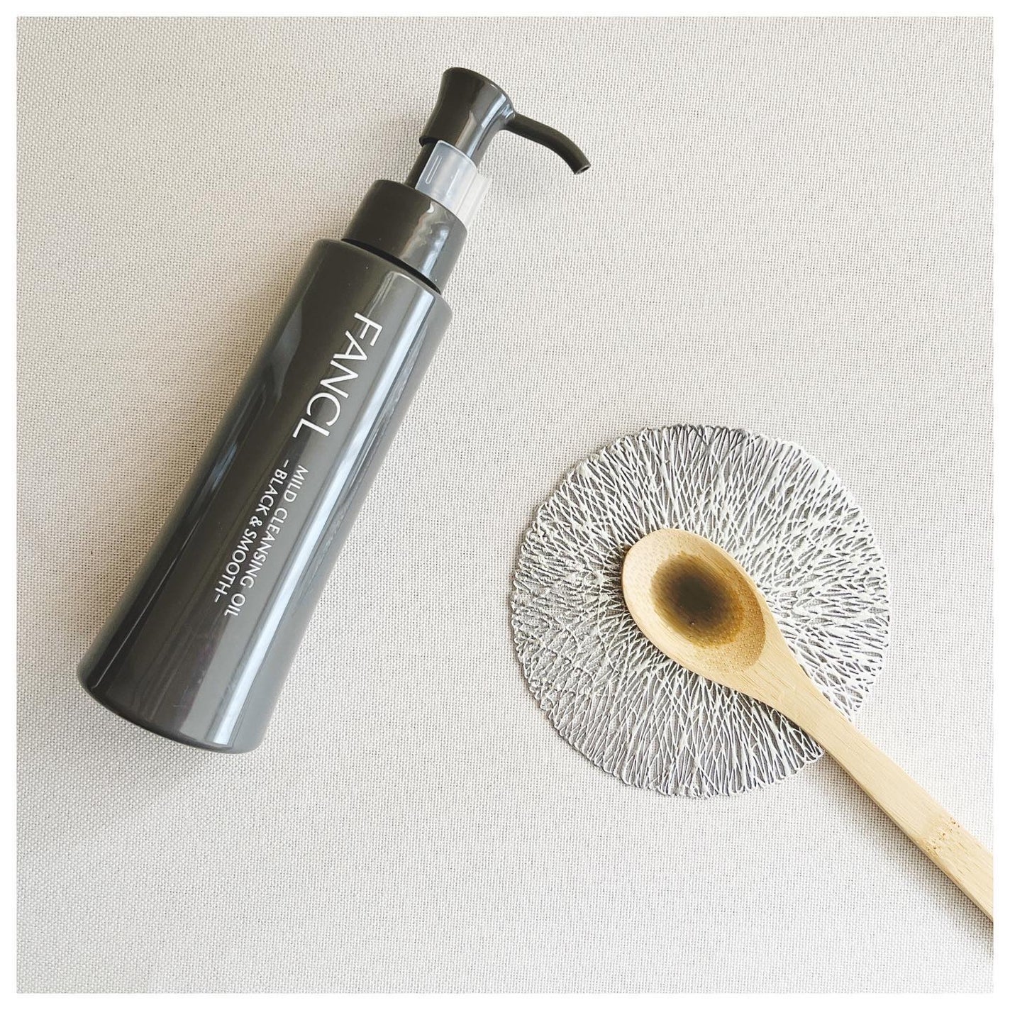 マイルドクレンジング オイル〈ブラック&スムース〉/ファンケル/オイルクレンジングを使ったクチコミ(2枚目)