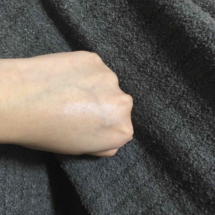 ディオールスキン ミネラル ヌード ルミナイザー パウダー<グロウ バイブス>/Dior/プレストパウダーを使ったクチコミ(3枚目)