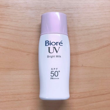 ビオレサラサラUV
パーフェクトブライトミルクb
¥700くらい
30ml
SPF50+PA++++

塗ったあとがほんとにサラサラです！
塗ってすぐの時はほんとにほんの少しだけ
ペタっとした感じはしま