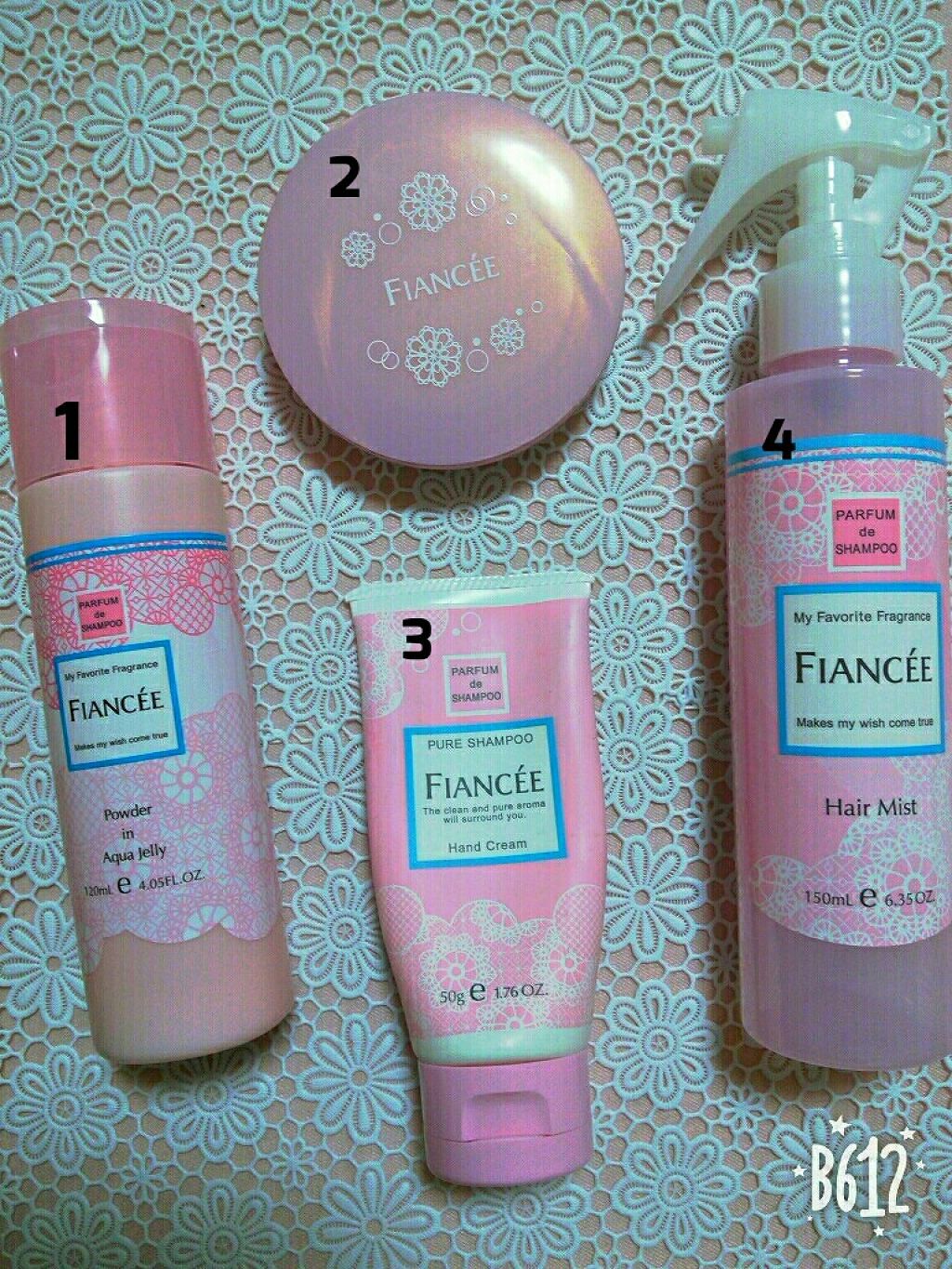 ハンドクリーム ピュアシャンプーの香り/フィアンセ/ハンドクリームを使ったクチコミ(1枚目)