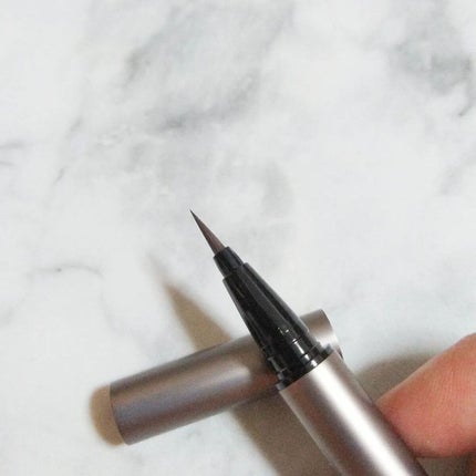 スキルレスライナー/LUMIURGLAS/リキッドアイライナーを使ったクチコミ(2枚目)