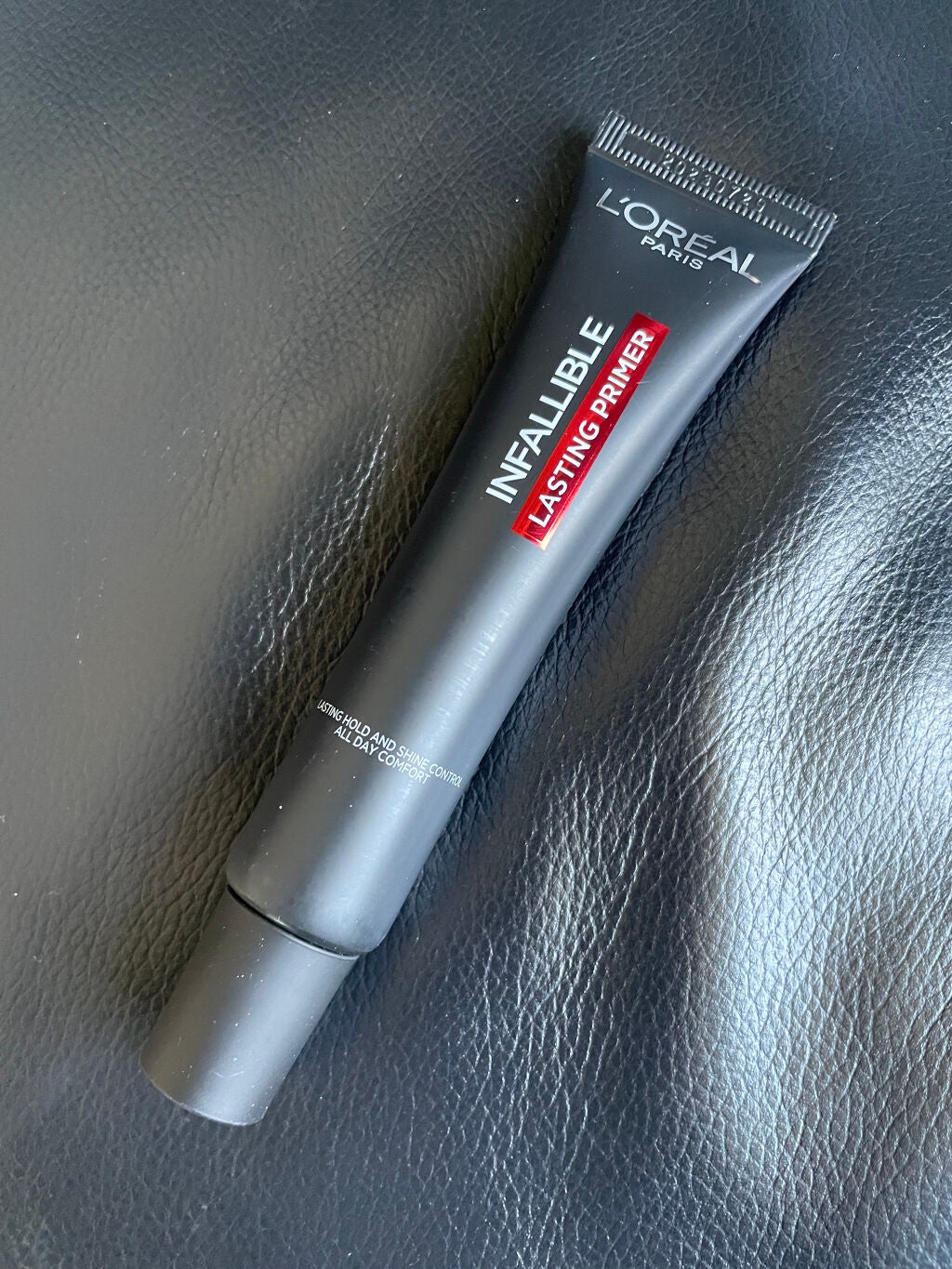 colorful_sounds_wsha on LIPS 「ロレアルパリヘアオイルと化粧下地全てモニターです。写真左カラー..」(2枚目)