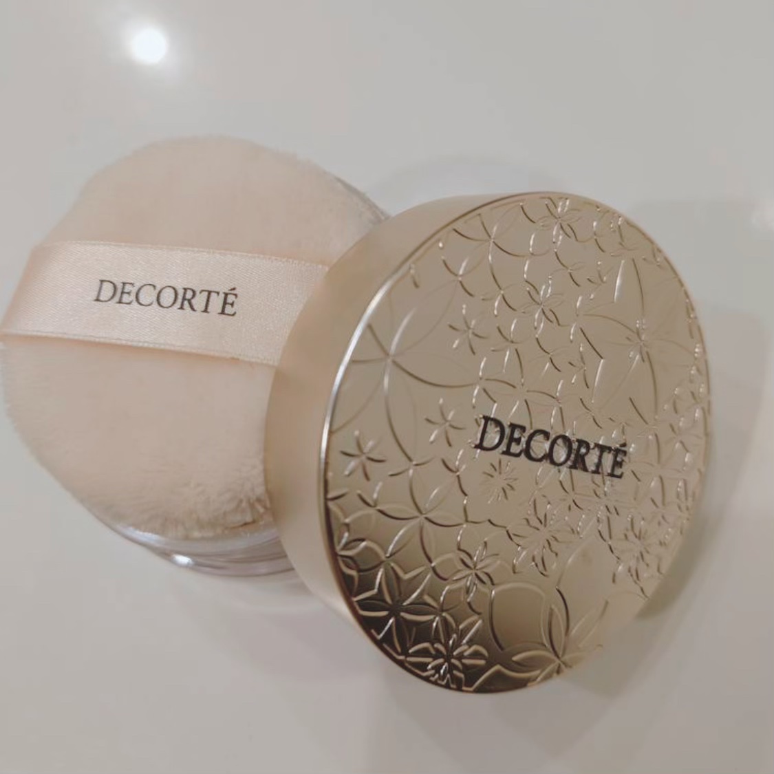 フェイスパウダー 10 misty beige/DECORTÉ/ルースパウダーを使ったクチコミ（3枚目）