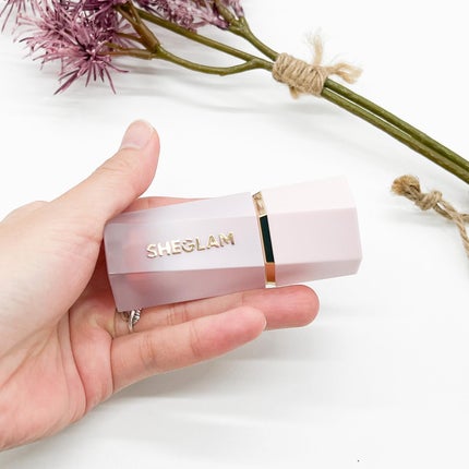 りぴ☆Webライター on LIPS 「こんばんわ🌙*゚今日は、SHEGLAMカラーブルームリキッドブ..」(4枚目)