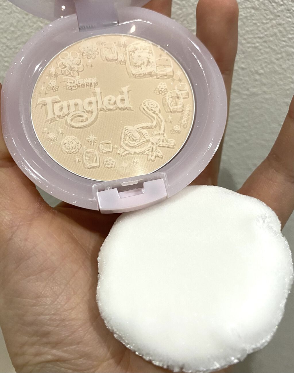 スキンケアパウダー 「ラプンツェル」限定デザイン/素肌記念日/プレストパウダーを使ったクチコミ（3枚目）