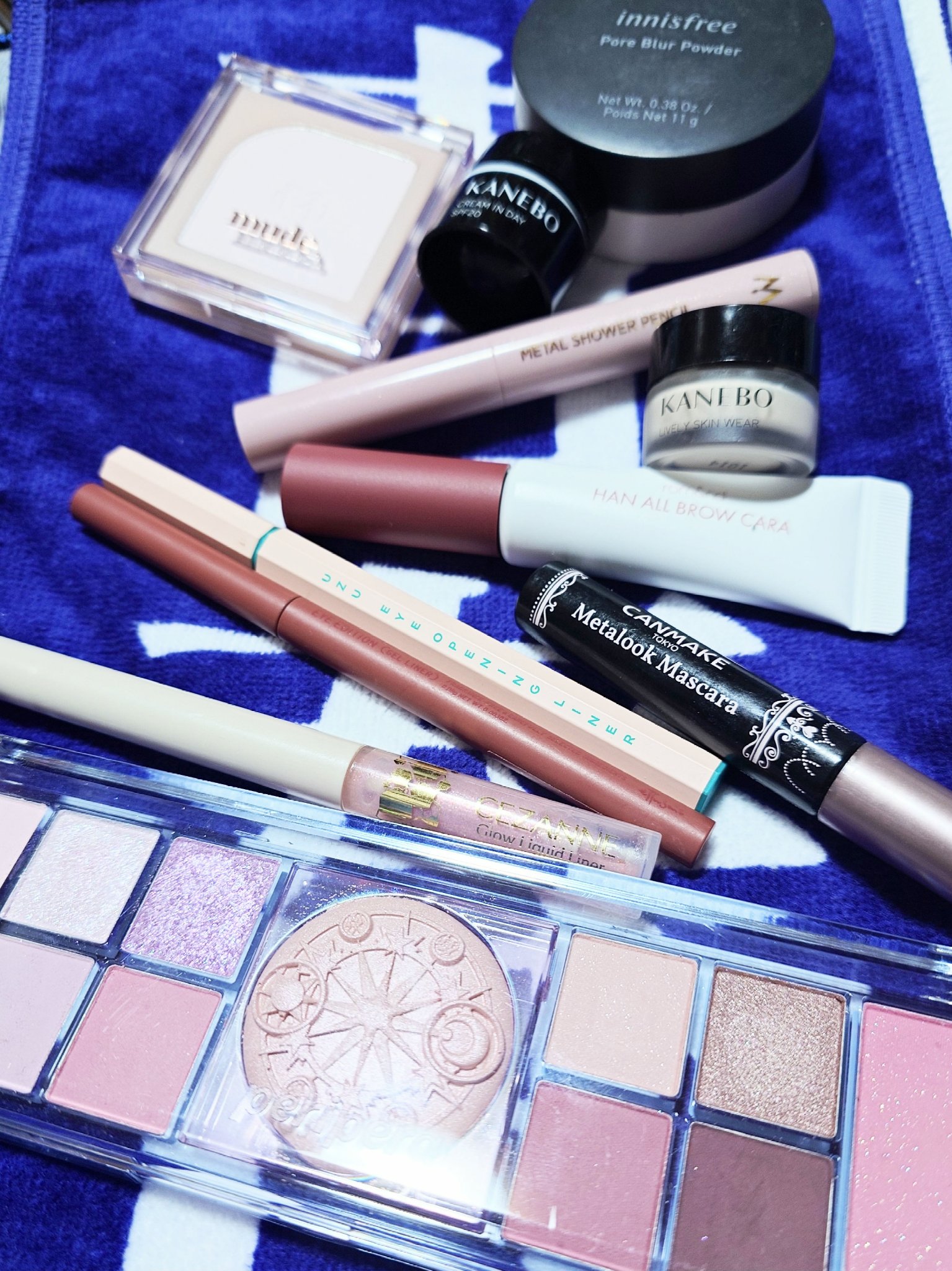 EYE OPENING LINER/UZU BY FLOWFUSHI/アイライナーを使ったクチコミ（1枚目）