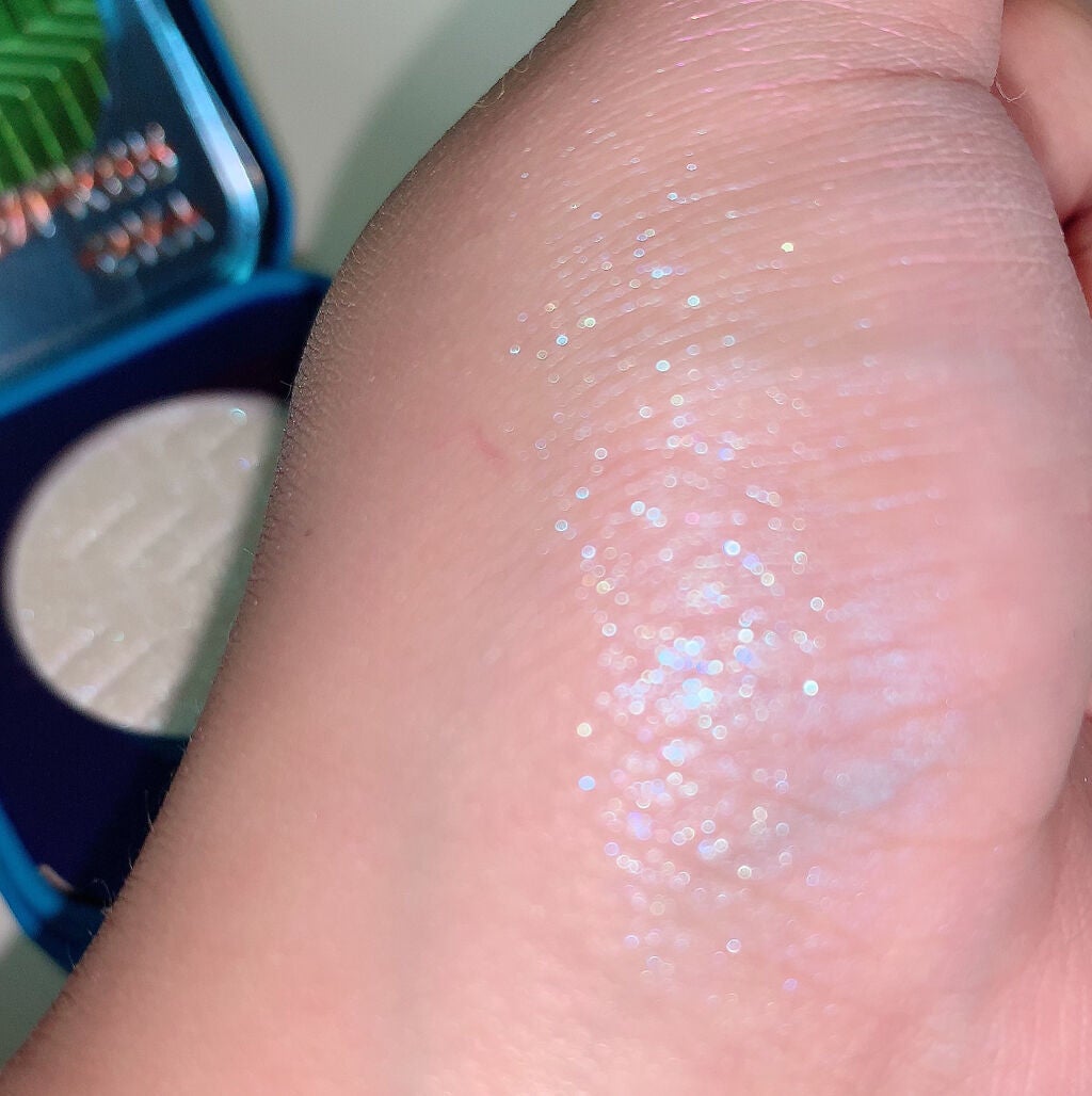 space age highlighter/Kaleidos Makeup/パウダーハイライトを使ったクチコミ(4枚目)