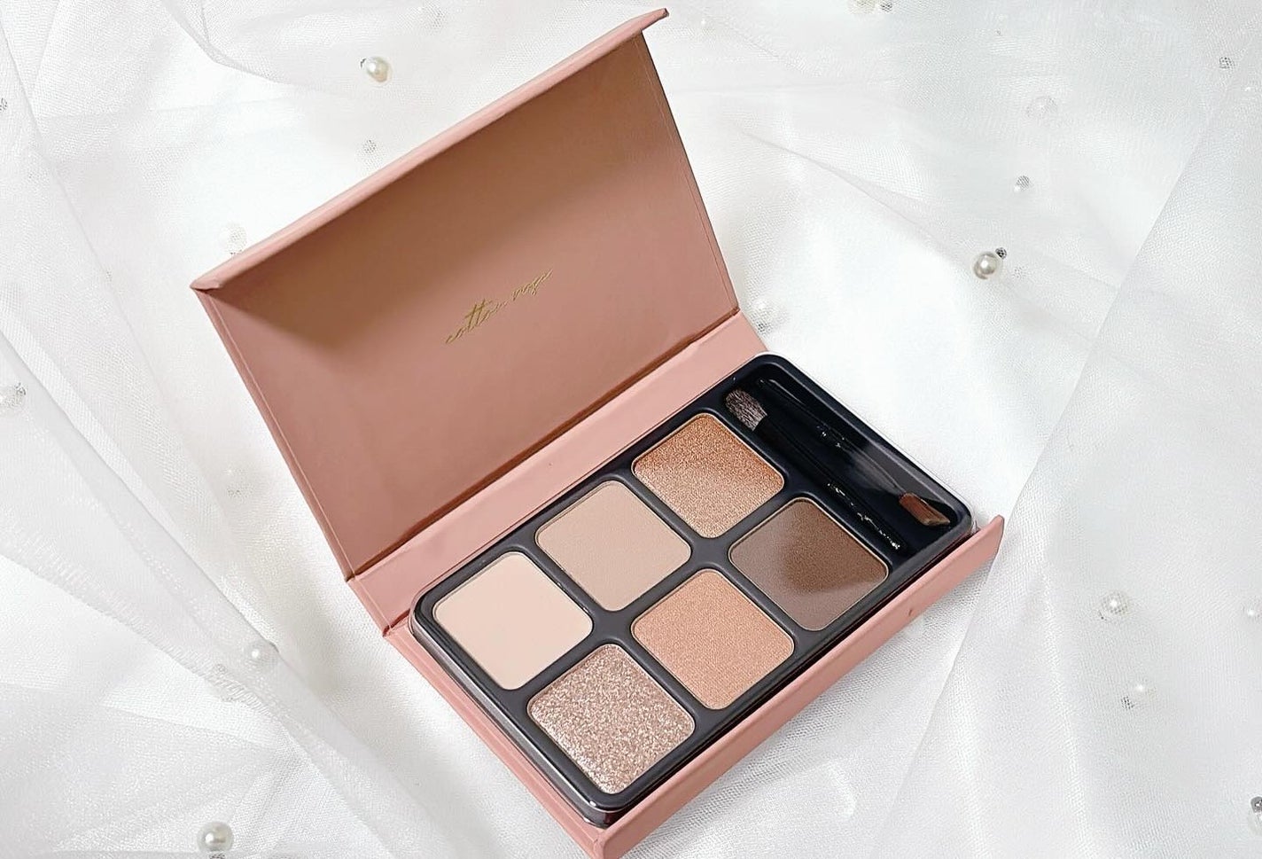 アイカラーパレット/heme/アイシャドウパレットを使ったクチコミ(1枚目)