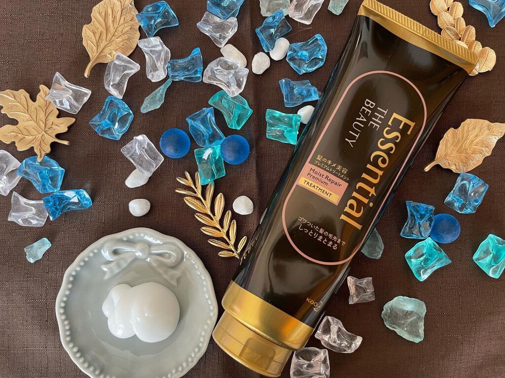 THE BEAUTY 髪のキメ美容プレミアムトリートメント<モイストリペアプレミアム>/エッセンシャル/洗い流すヘアトリートメントを使ったクチコミ(2枚目)