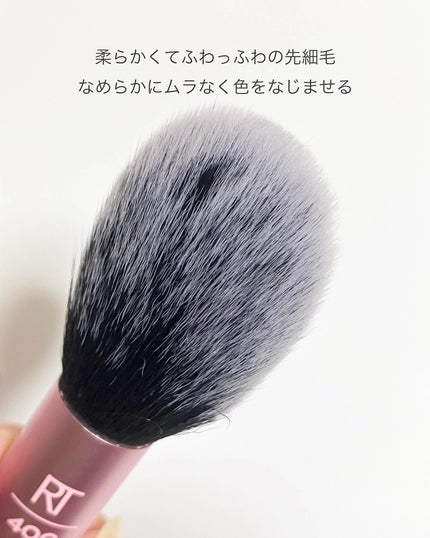 sakura on LIPS 「昨日投稿したブラシは種類も豊富。今回は4本。全て100%ヴィー..」(4枚目)