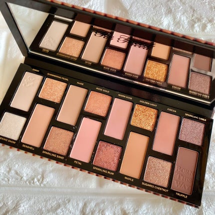 ボーン ディス ウェイ ザ ナチュラル ヌード アイシャドウ パレット/Too Faced/アイシャドウパレットを使ったクチコミ(1枚目)