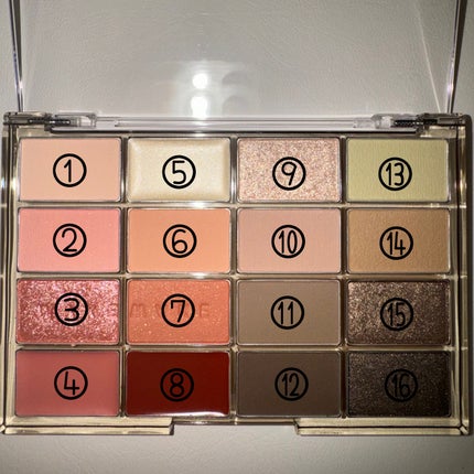 ソフトブラーリングアイパレット/wakemake/アイシャドウパレットを使ったクチコミ(2枚目)