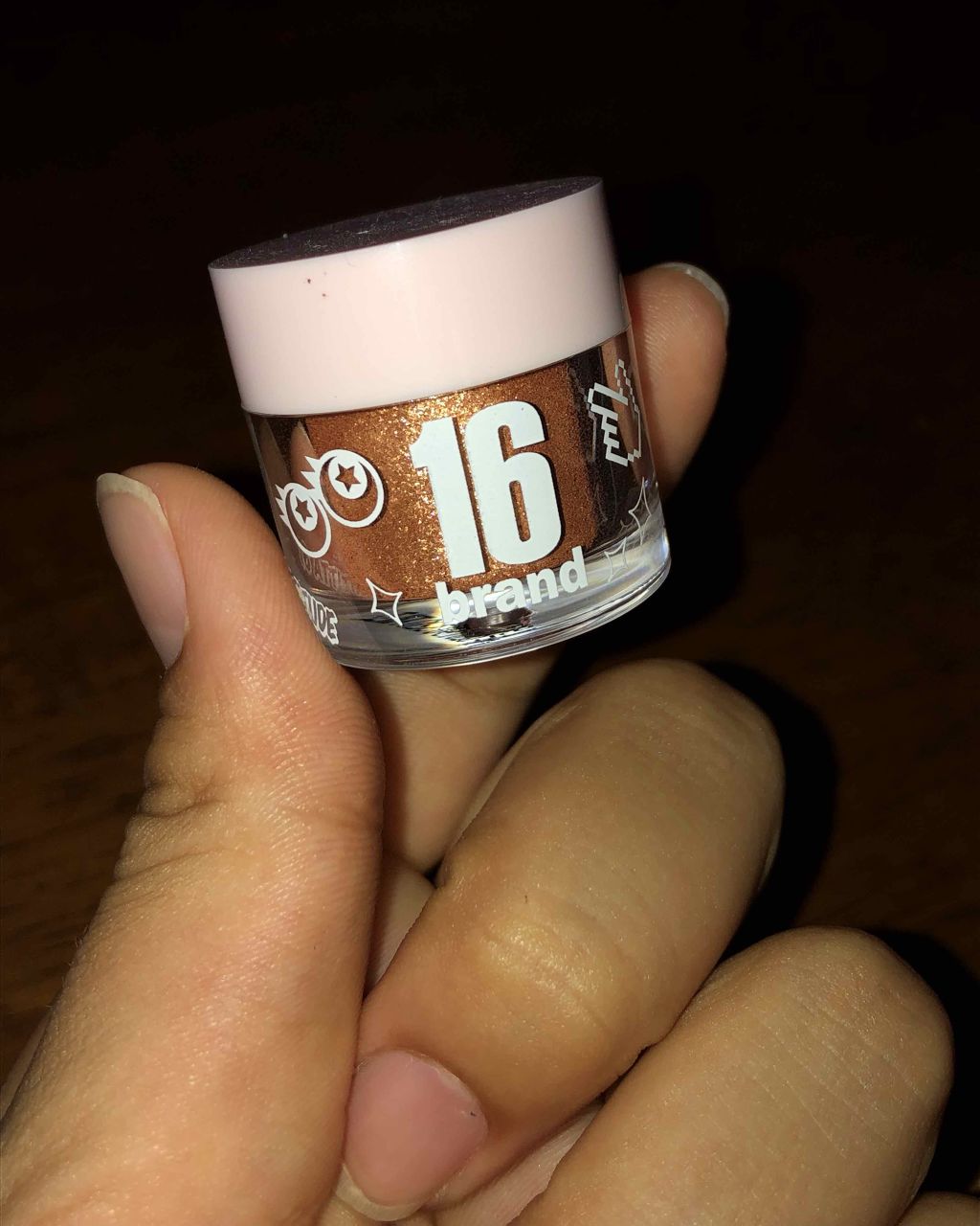 16アイシャドウ/16BRAND/単色アイシャドウを使ったクチコミ(1枚目)