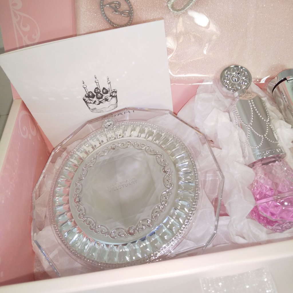 ジルスチュアート ルージュ リップブロッサム/JILL STUART/口紅を使ったクチコミ（3枚目）