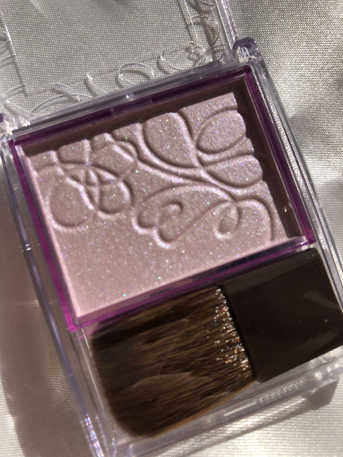 パールグロウニュアンサー/CEZANNE/パウダーハイライトを使ったクチコミ（3枚目）