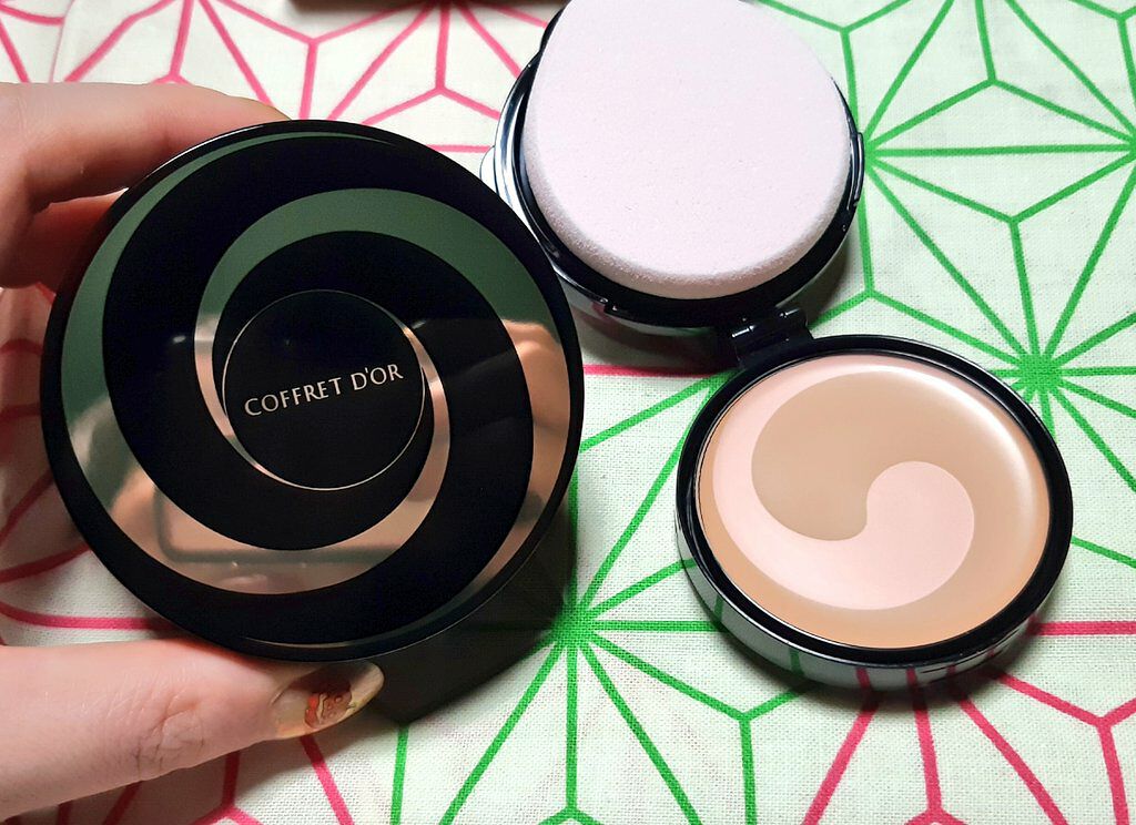 モイスチャーロゼファンデーションUV/コフレドール/クリーム・エマルジョンファンデーションを使ったクチコミ（1枚目）