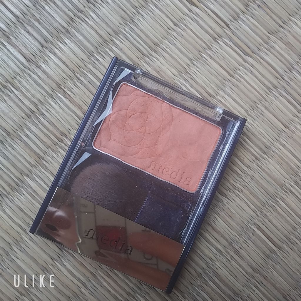 ブライトアップチークN/media/パウダーチークを使ったクチコミ（1枚目）