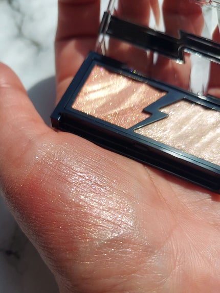 エレクトリックショックアイズ /KATE/アイシャドウパレットを使ったクチコミ(5枚目)