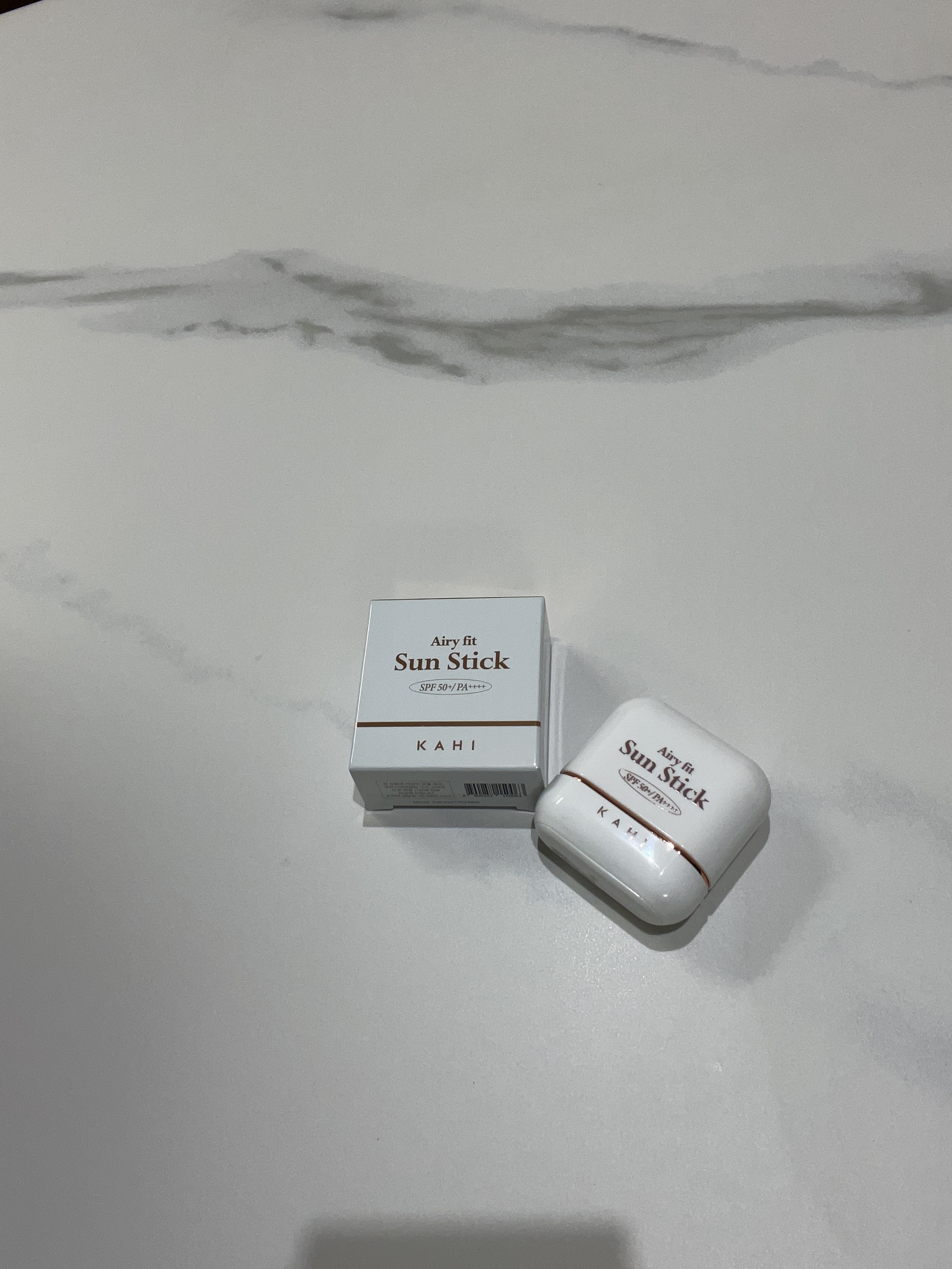 エアリーフィットサンスティック/KAHI/日焼け止めスティックを使ったクチコミ（1枚目）