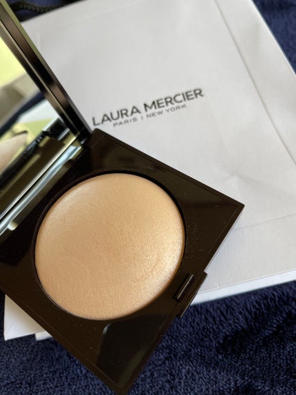 マットラディアンス ベイクドパウダー ハイライト01/ローラ メルシエ/パウダーハイライトを使ったクチコミ(2枚目)