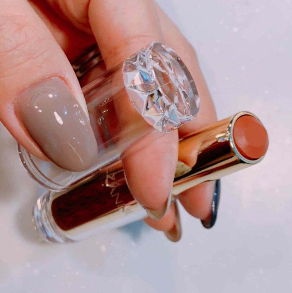 ラスティンググロスリップ/CEZANNE/口紅を使ったクチコミ（2枚目）