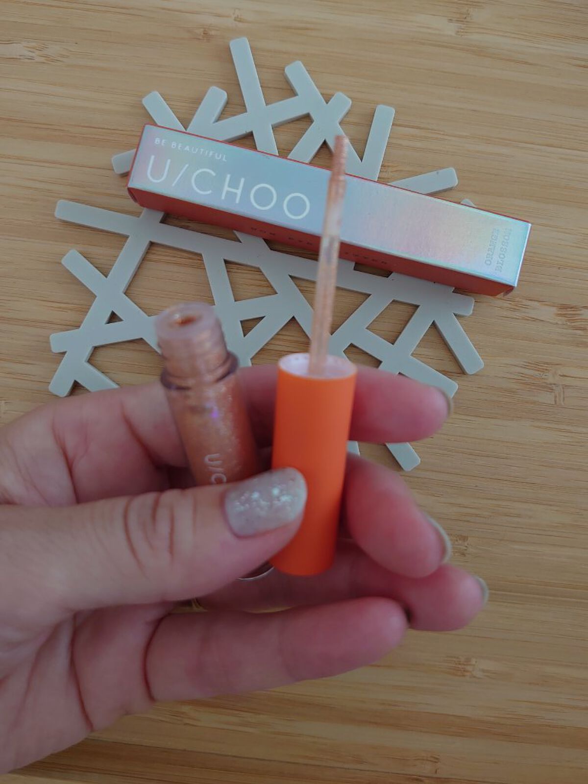  ワオ アイ グリッター オレンジブロッサム(ORANGE BLOSSOM)/U/CHOO/グリッターを使ったクチコミ（2枚目）