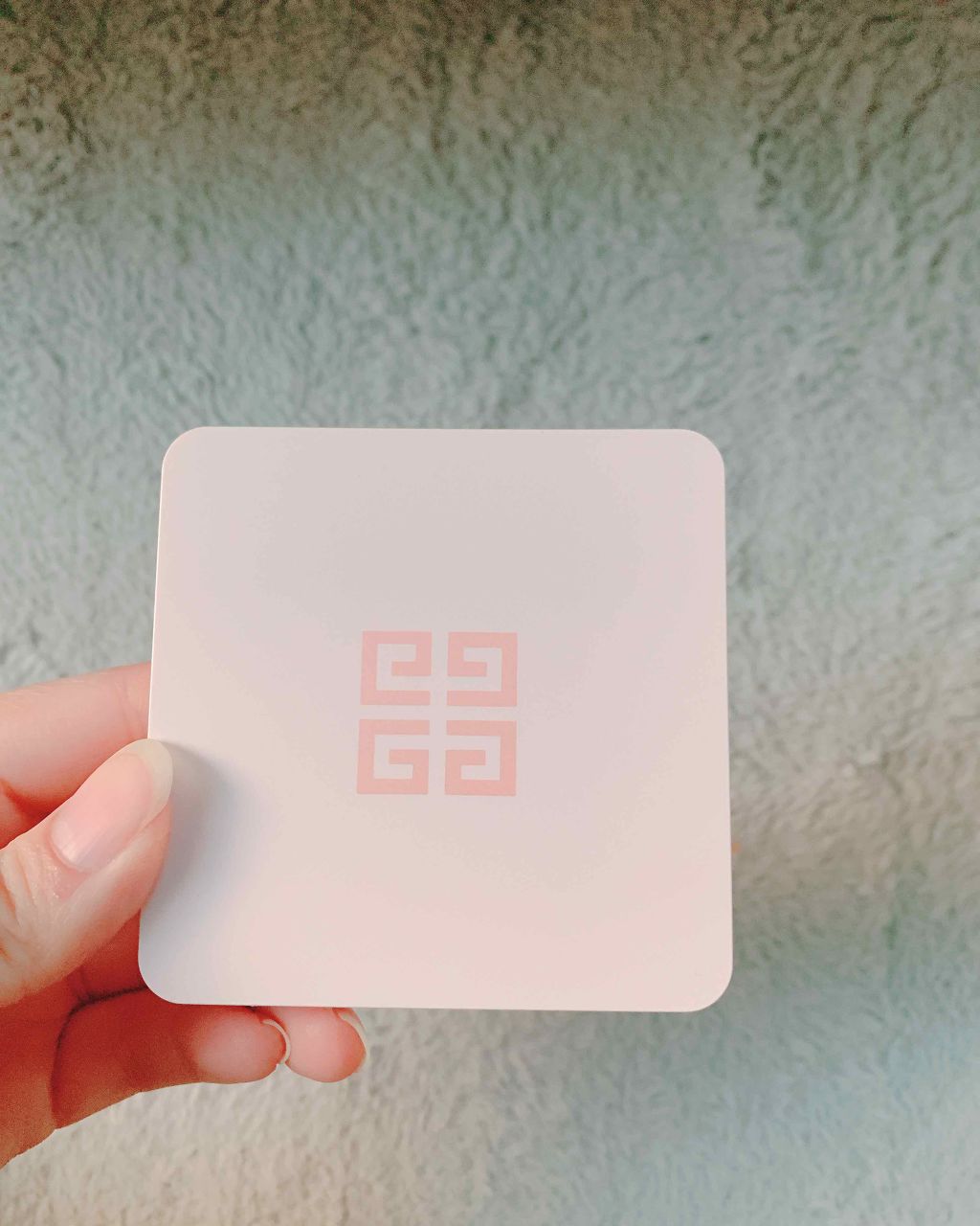 ランタンポレル ブロッサム クリーム コンパクト/GIVENCHY/化粧下地を使ったクチコミ（2枚目）