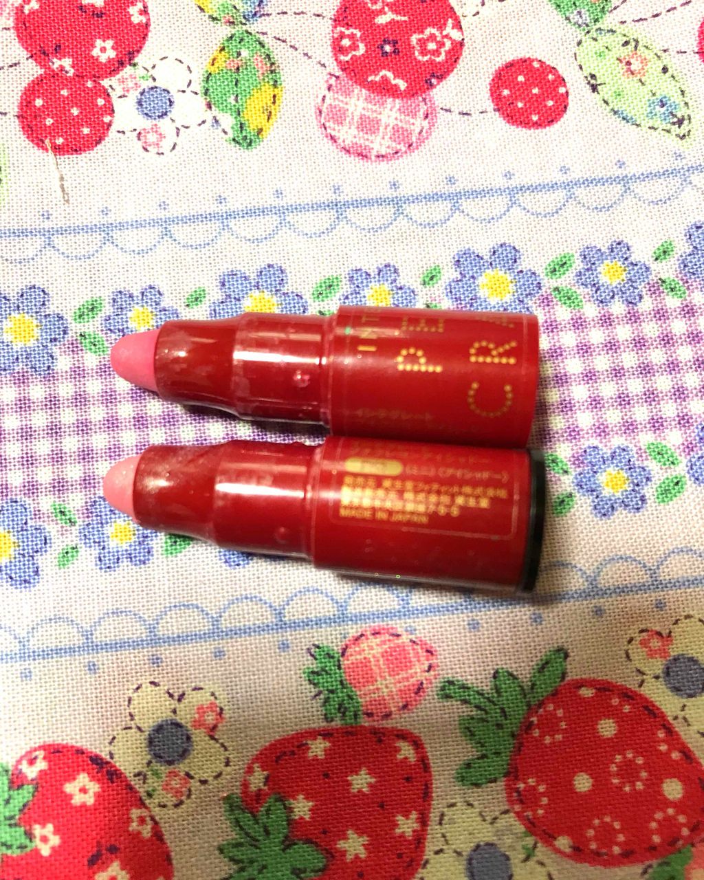 fresh_perfume_j1a4 on LIPS 「私が使ってるのは、ローソン限定コスメです!インテグレートプチク..」(1枚目)