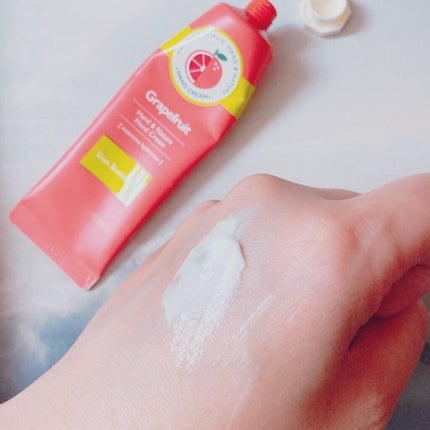 ハンドアンドネイチャーハンドクリーム ACACIA/ネイチャーリパブリック/ハンドクリームを使ったクチコミ(3枚目)