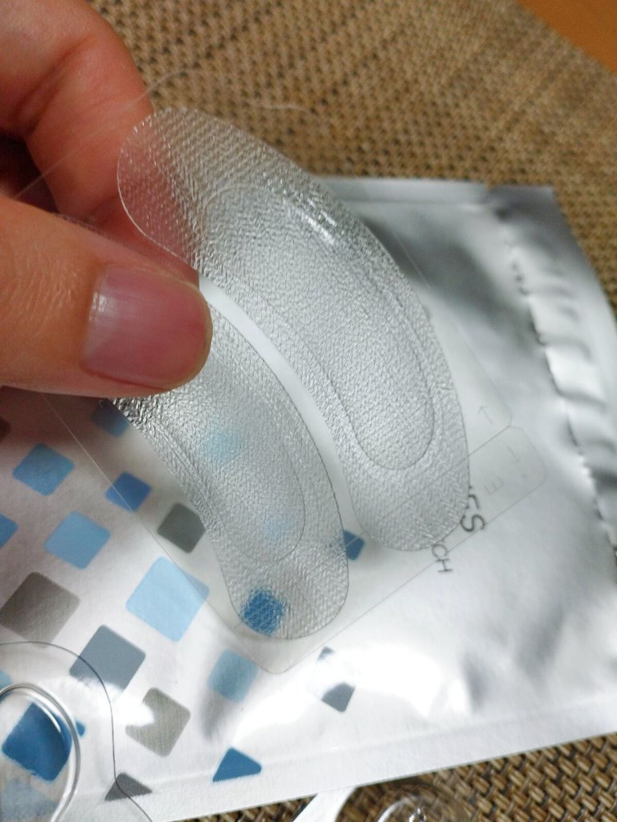 リクエス コンセントレート チャージ パッチ/クラブ/シートマスク・パックを使ったクチコミ（3枚目）