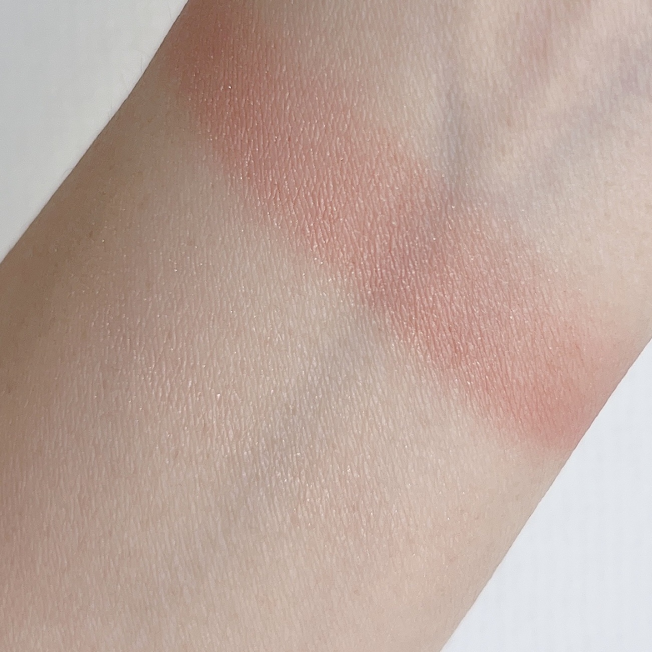 THREE シマリング グロー デュオ/THREE/クリームハイライトを使ったクチコミ（3枚目）