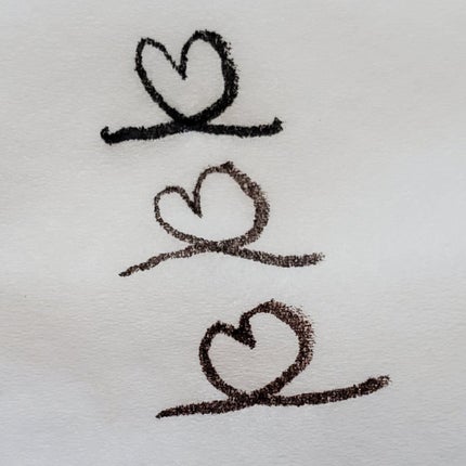 「密着アイライナー」ショート筆リキッド/デジャヴュ/リキッドアイライナーを使ったクチコミ(2枚目)